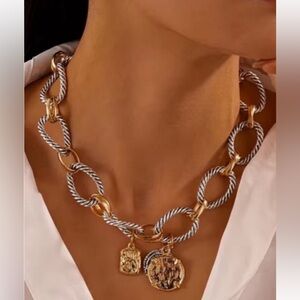New 14K Gold Plated Collar Necklace Twist Chain Choker New